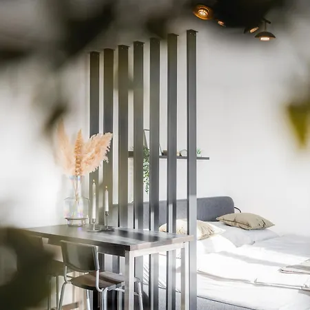 Serenity 24h Check In Wlan Parkplatz Oepnv Apartamento *