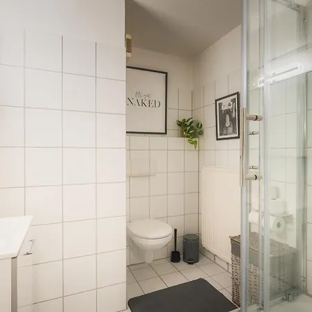 Serenity 24h Check In Wlan Parkplatz Oepnv