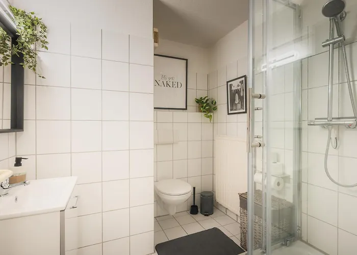 Serenity 24h Check In Wlan Parkplatz Oepnv