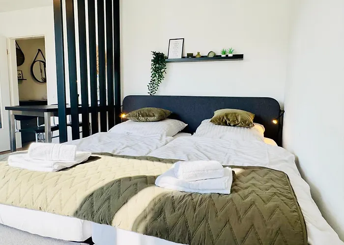 Serenity 24h Check In Wlan Parkplatz Oepnv Lejlighed *